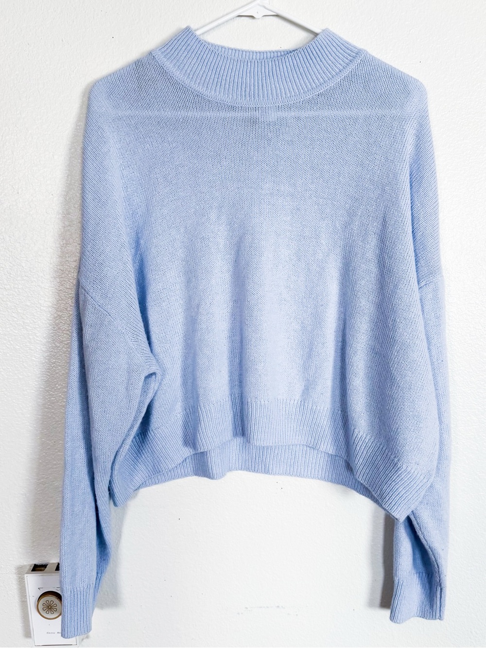 H&M Light Blue Cropped Mock Neck Knit Sweater Women’s XXL